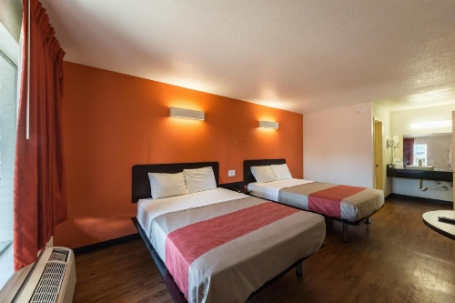 Americas Best Value Inn Downtown River Walk/Market Square image 8